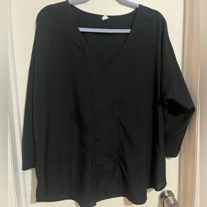 Black v neck old navy top